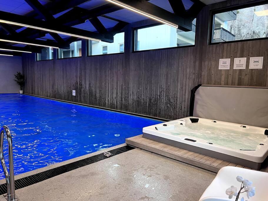 Top Floor Apartment Arossanden 5 A คริสเตียนซานด์ ภายนอก รูปภาพ