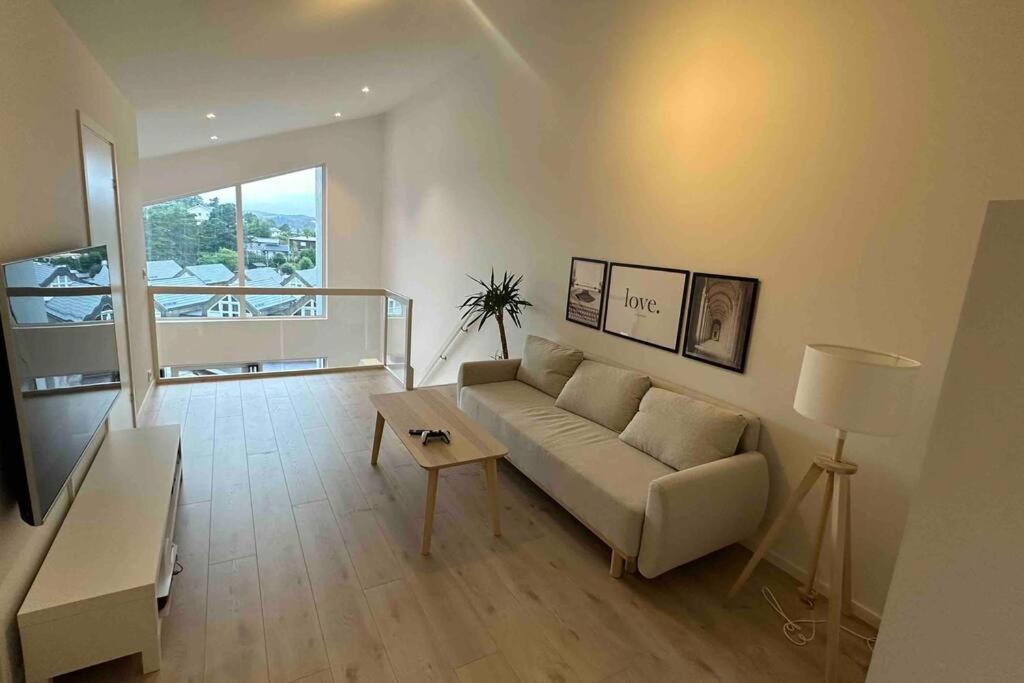 Top Floor Apartment Arossanden 5 A คริสเตียนซานด์ ภายนอก รูปภาพ